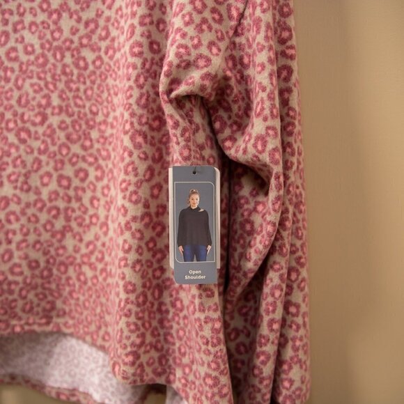 TERRA & Sky Pink Leopard Print Open Shoulder Sweater 4X - Picture 2 of 5